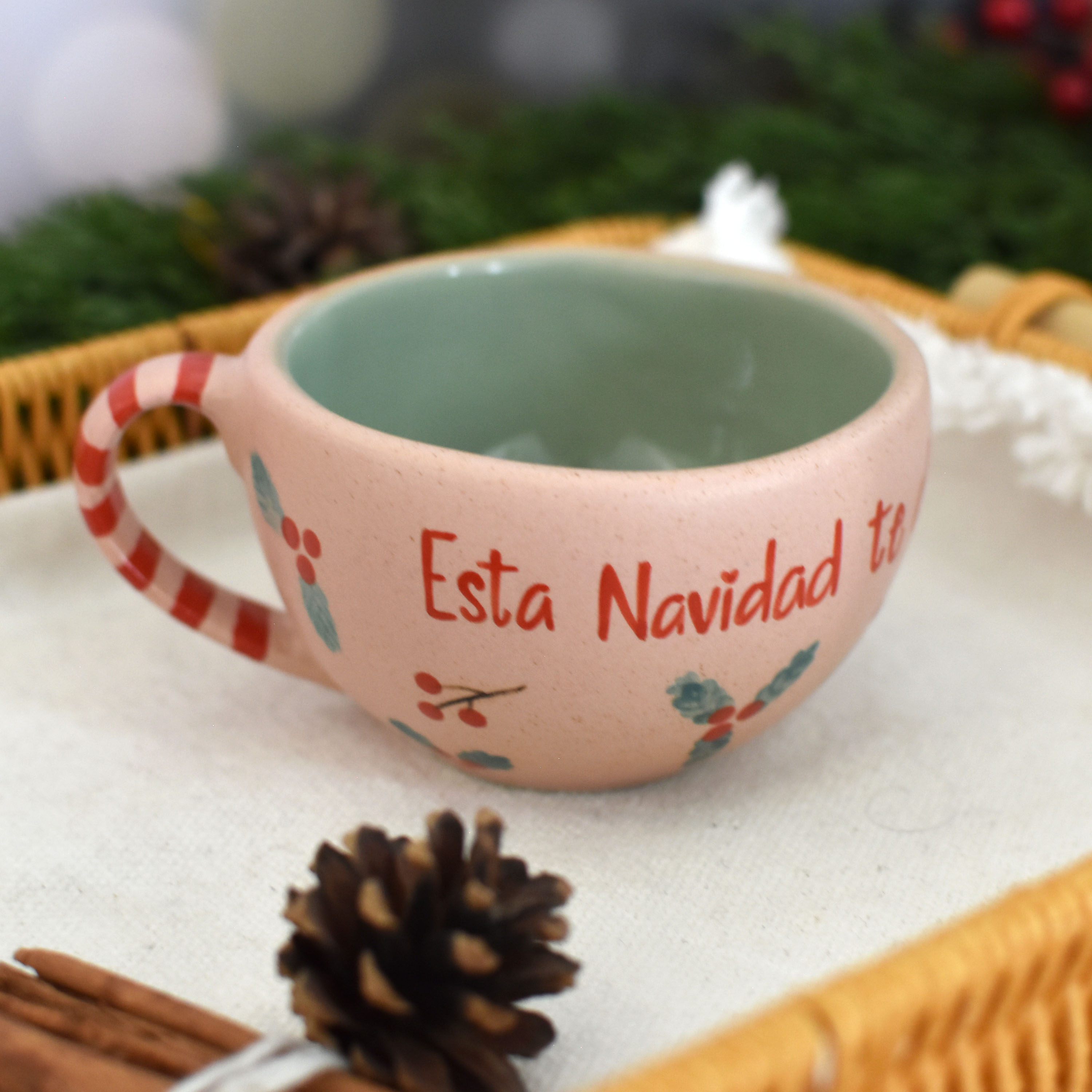 Taza Latte "Esta Navidad te deseo puras cosas bonitas"