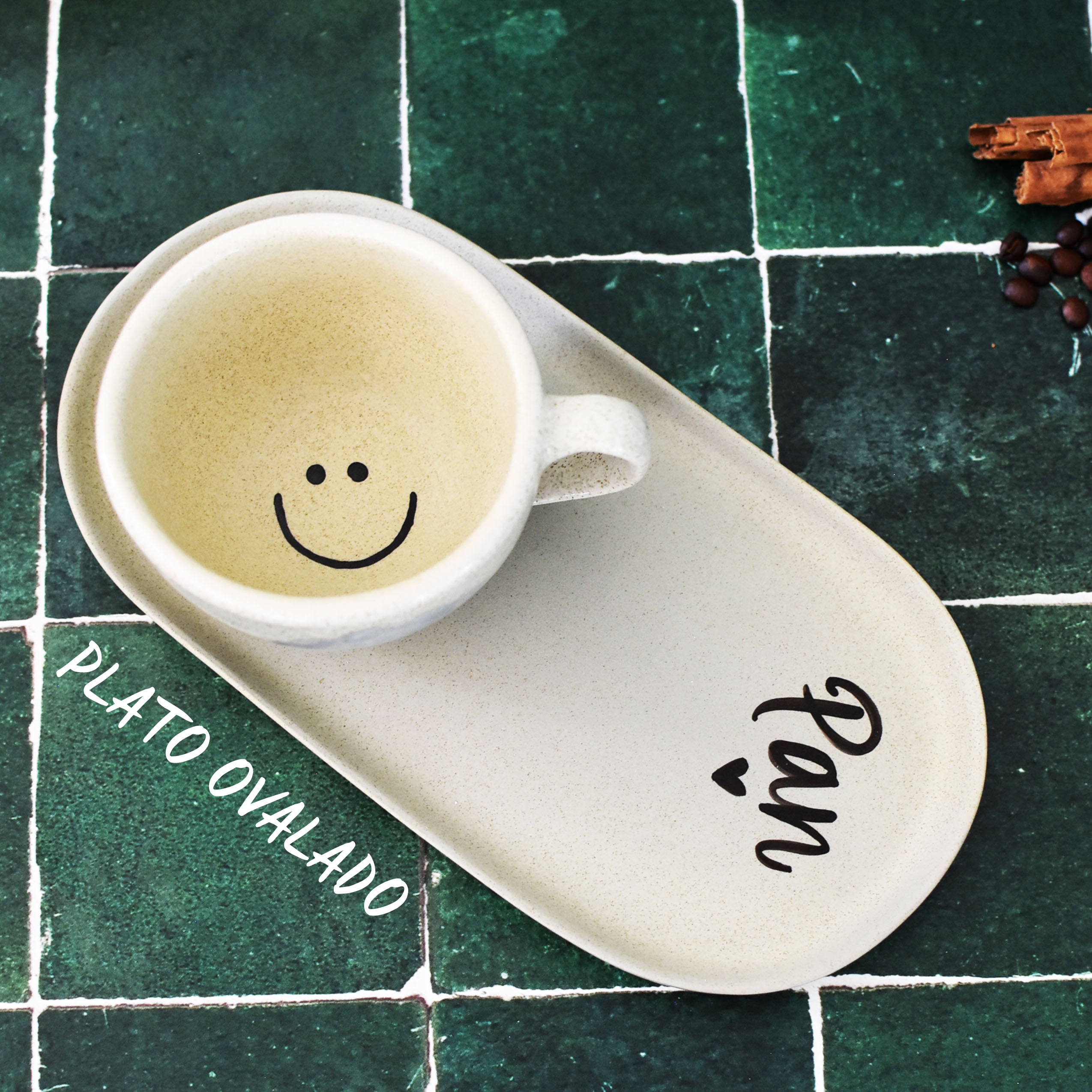 Plato Ovalado Plata “Pan"