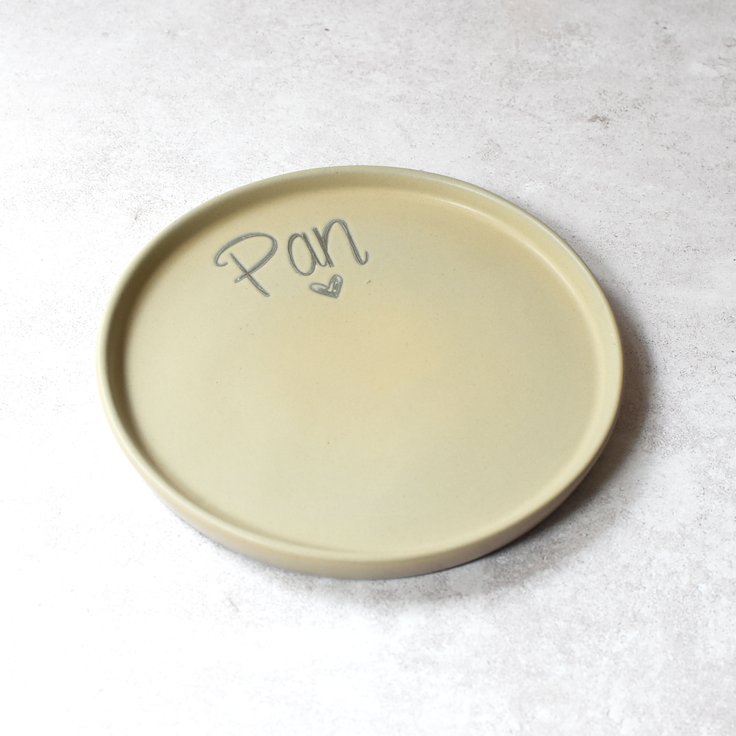 Plato redondo "Pan" Beige