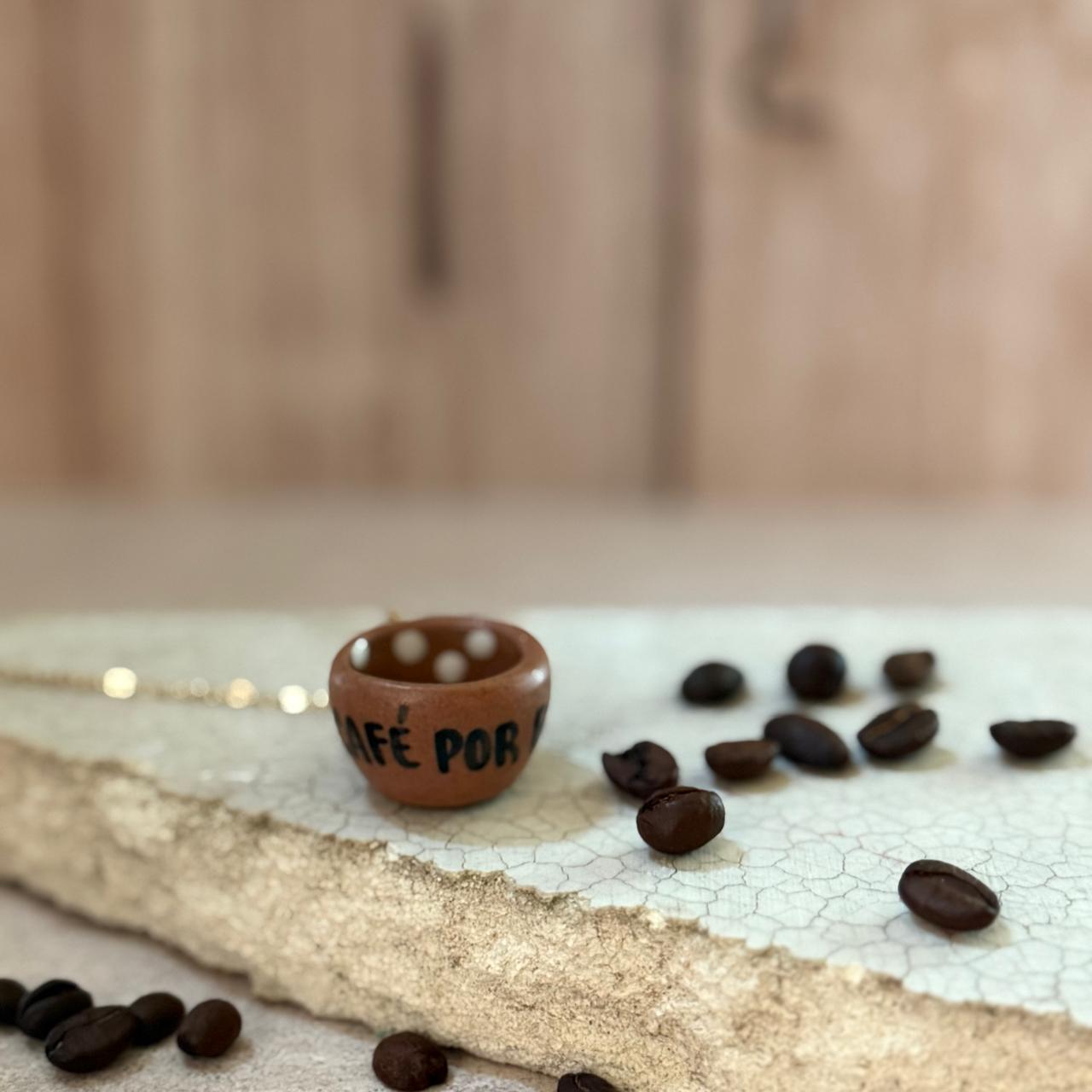 Tacita mini Dije "Más Café por favor"