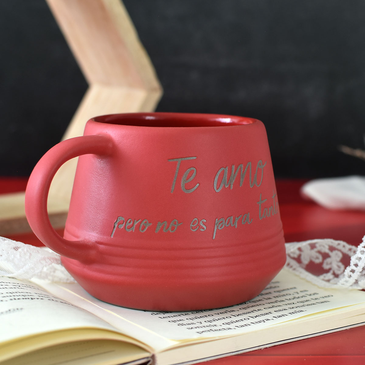 Taza Aurora "Te amo pero no es para tanto...es para siempre"