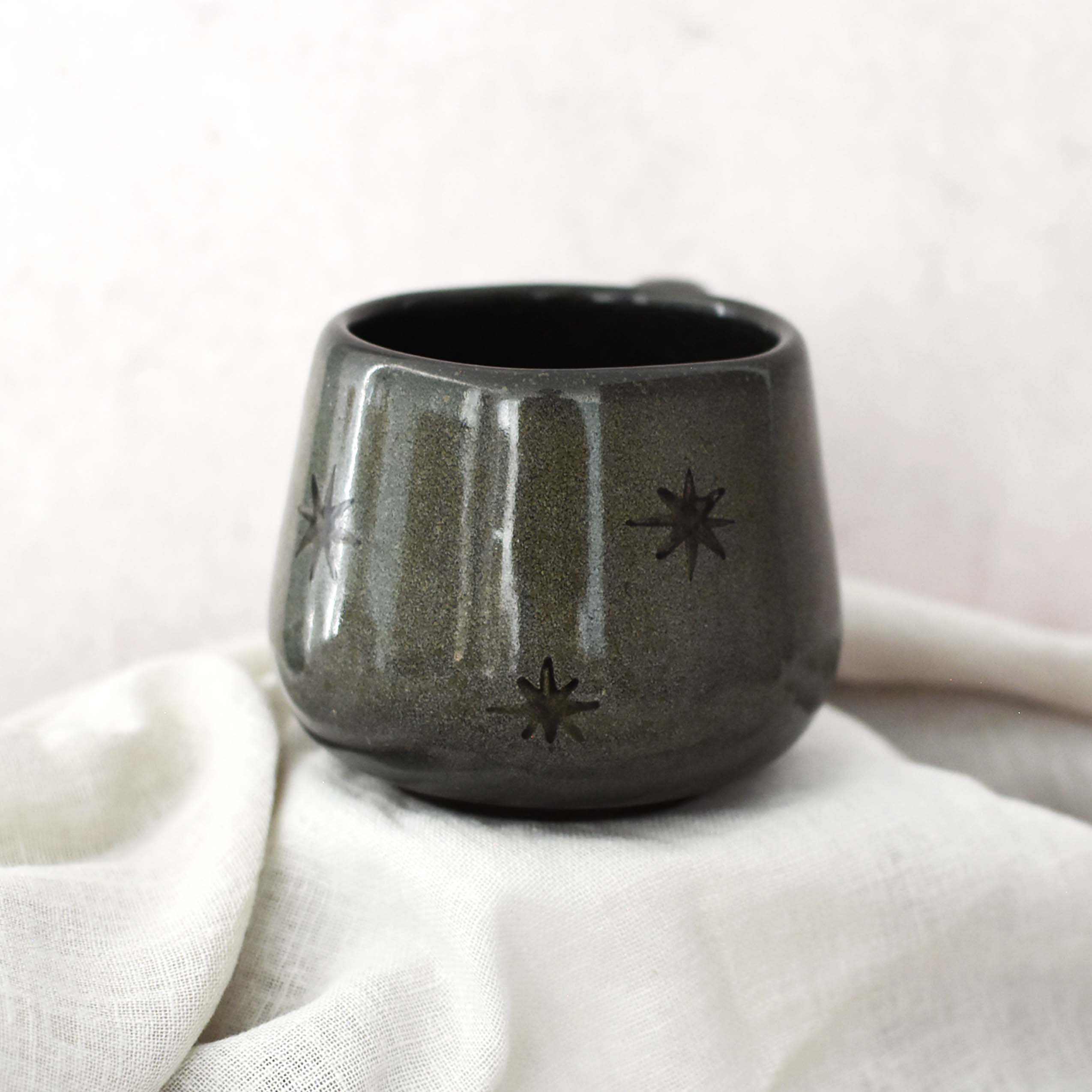 Taza Lunática Gema "Negra"