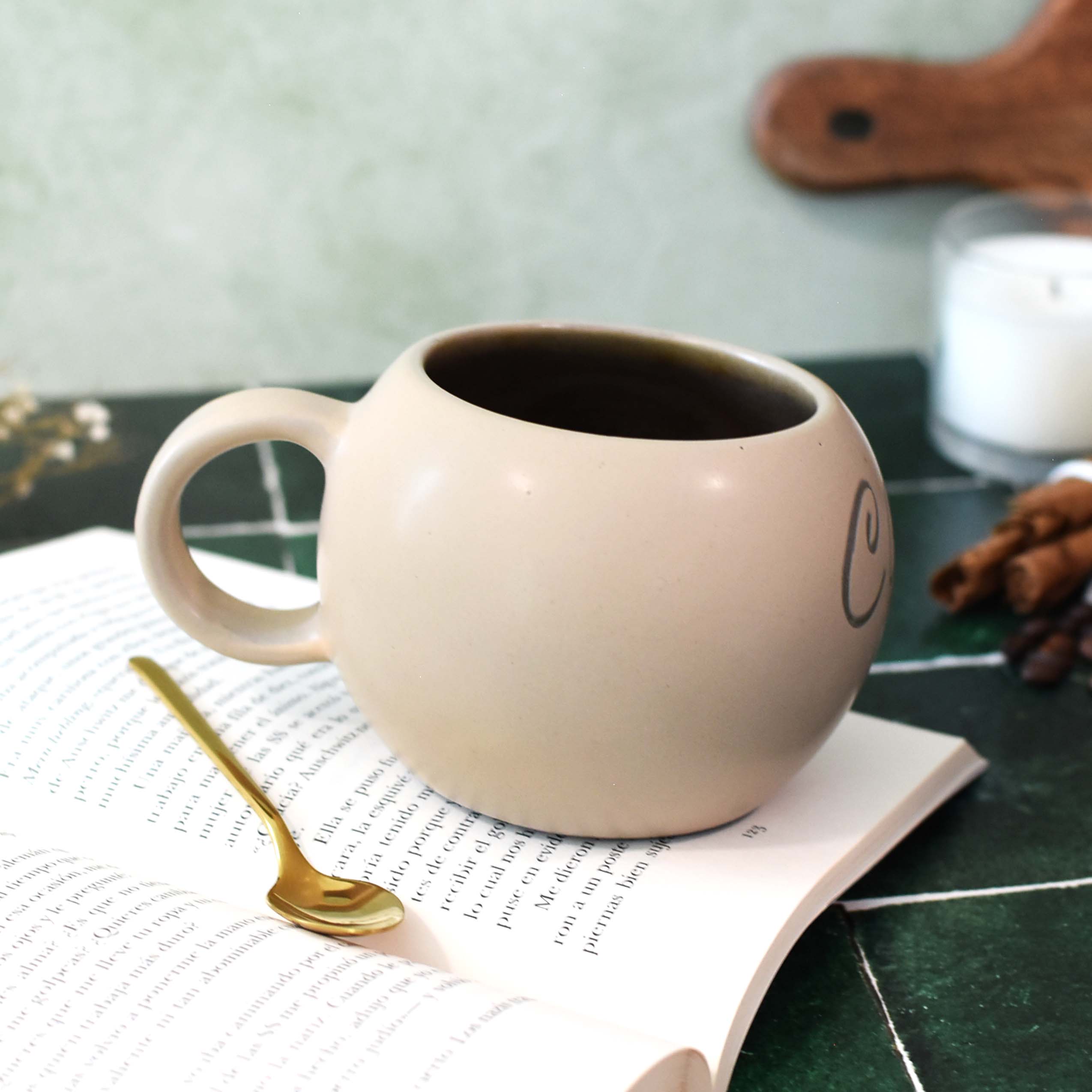 Taza Luna Beige "Café"