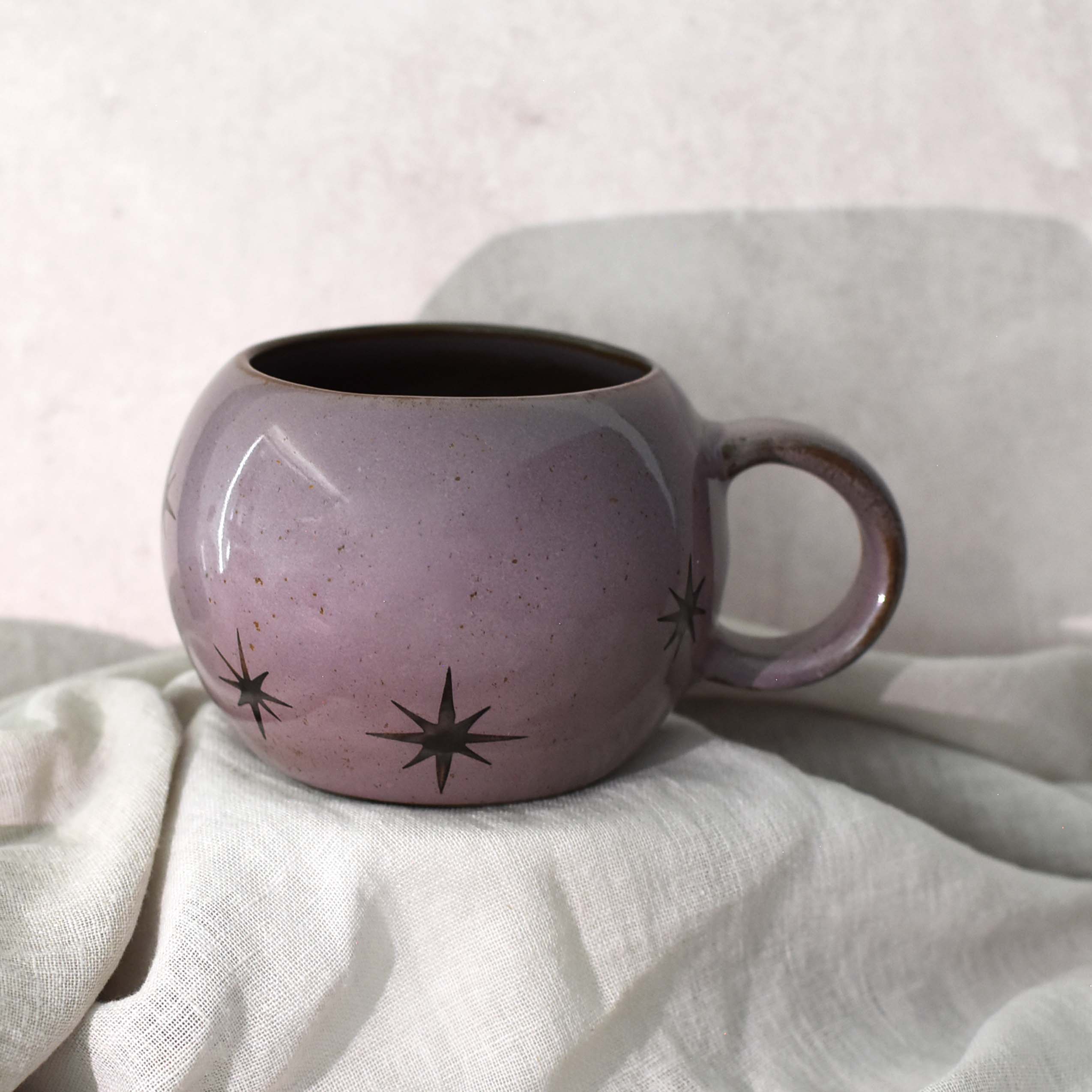 Taza Lunática Luna "Morada"