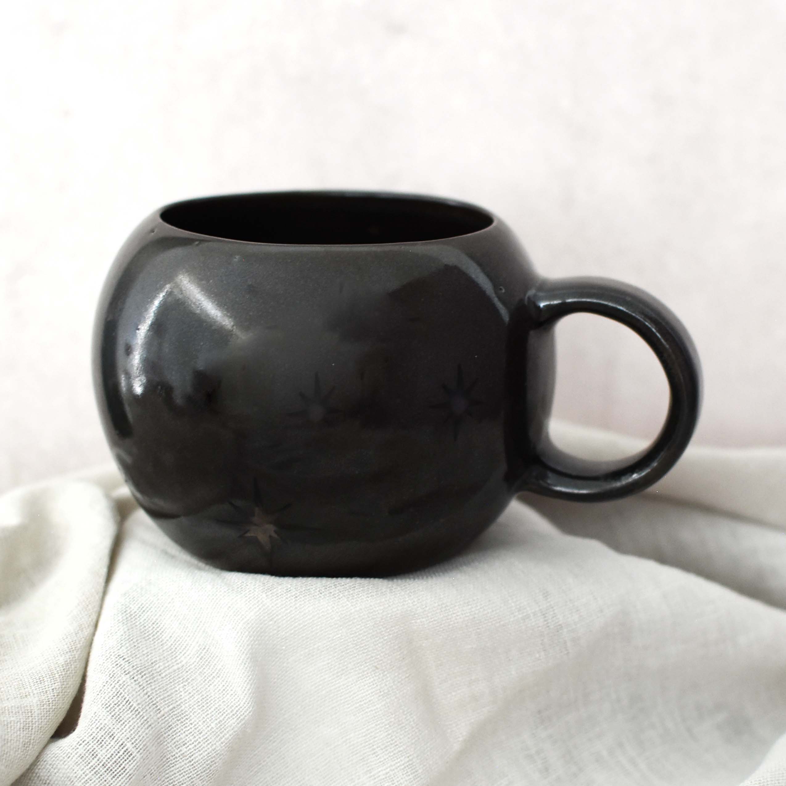 Taza Lunática Luna "Negra"