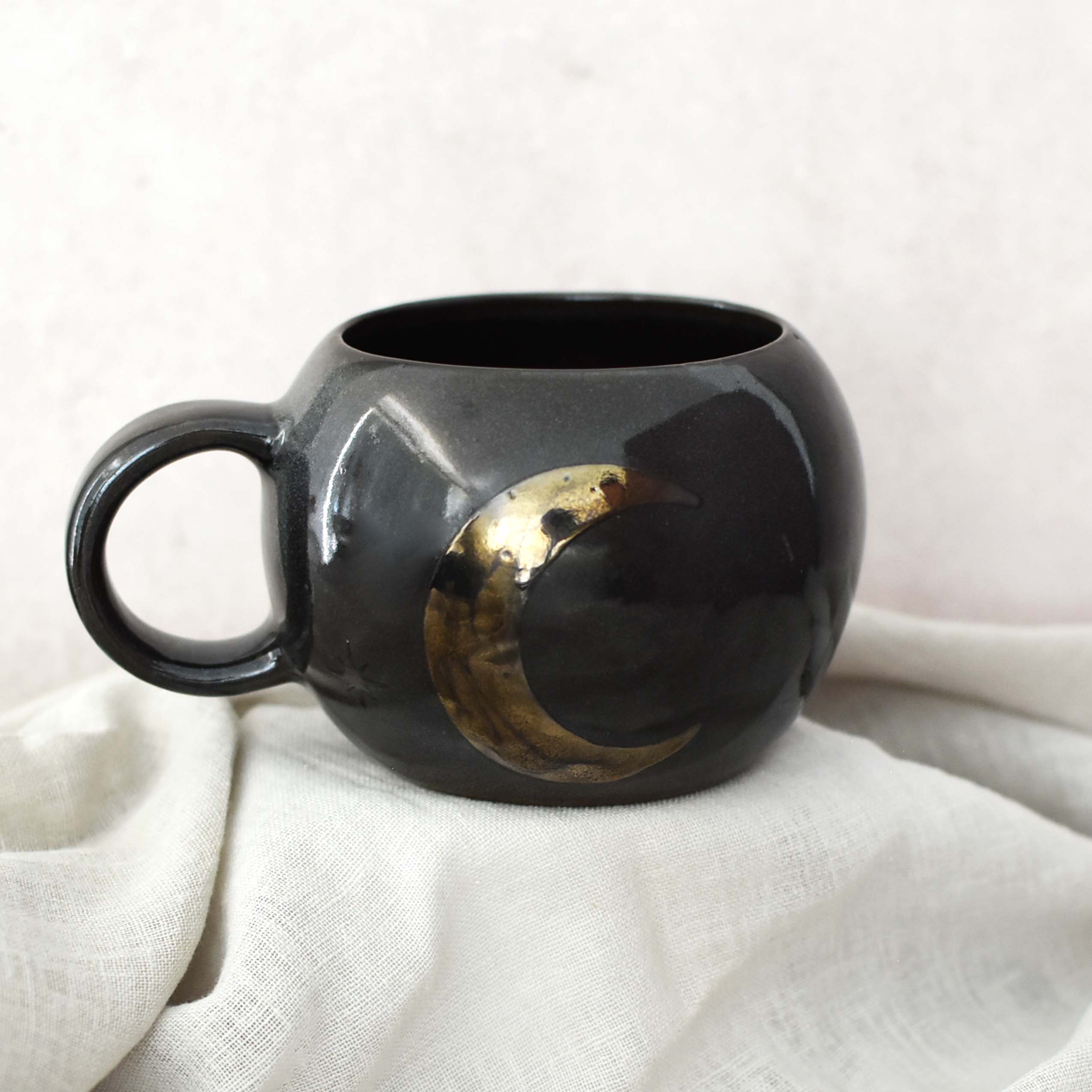 Taza Lunática Luna "Negra"