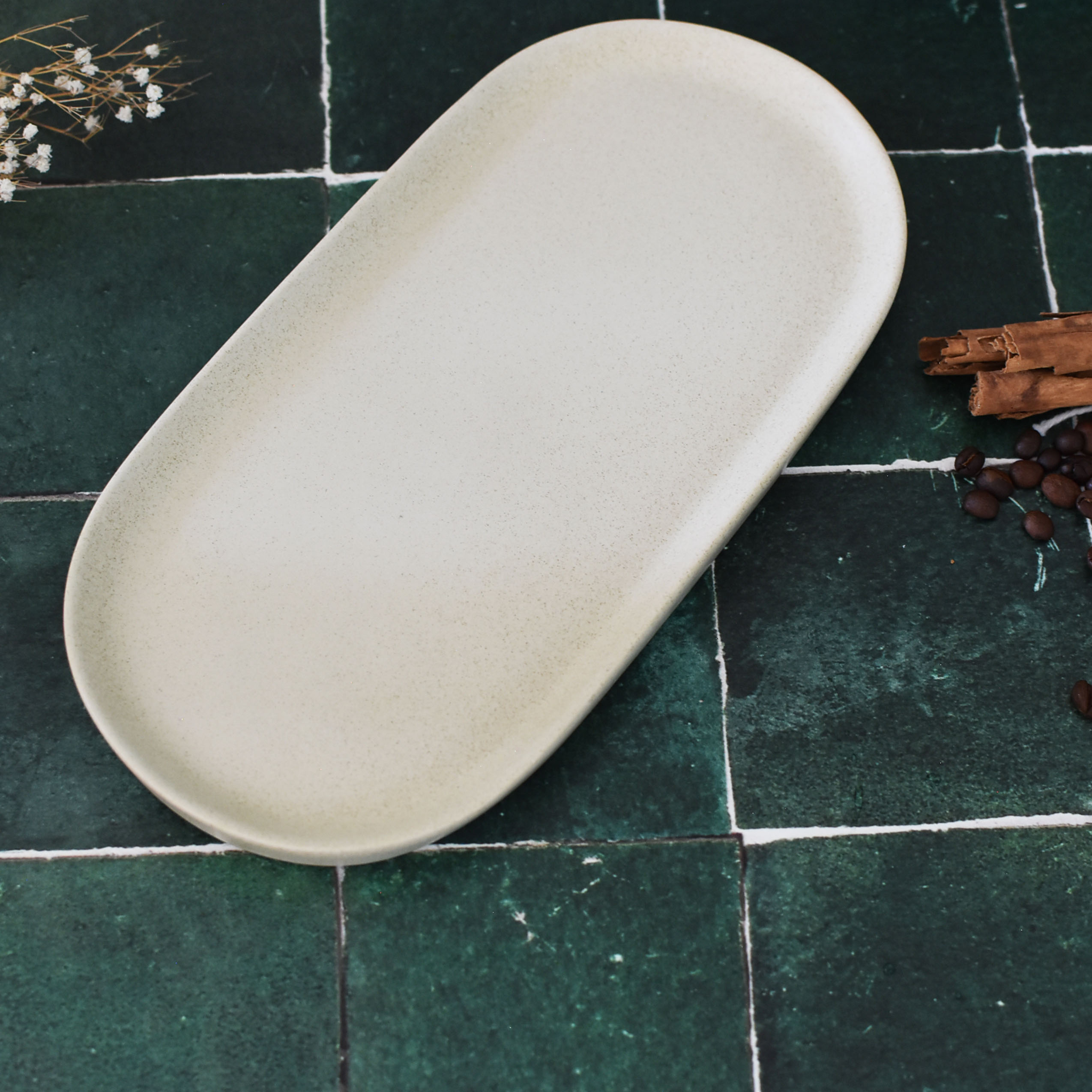 Plato ovalado Perla M