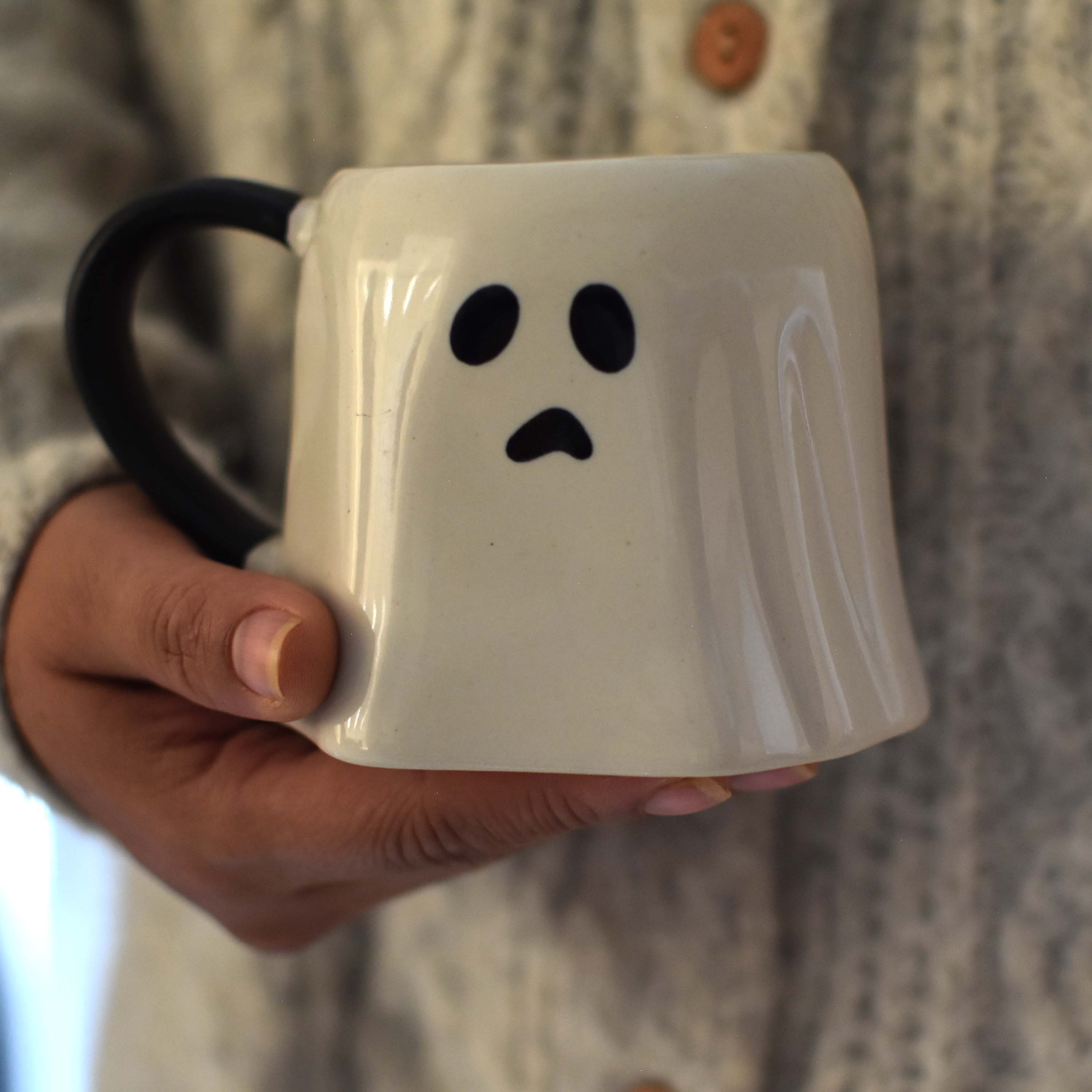 Taza Fantasmita