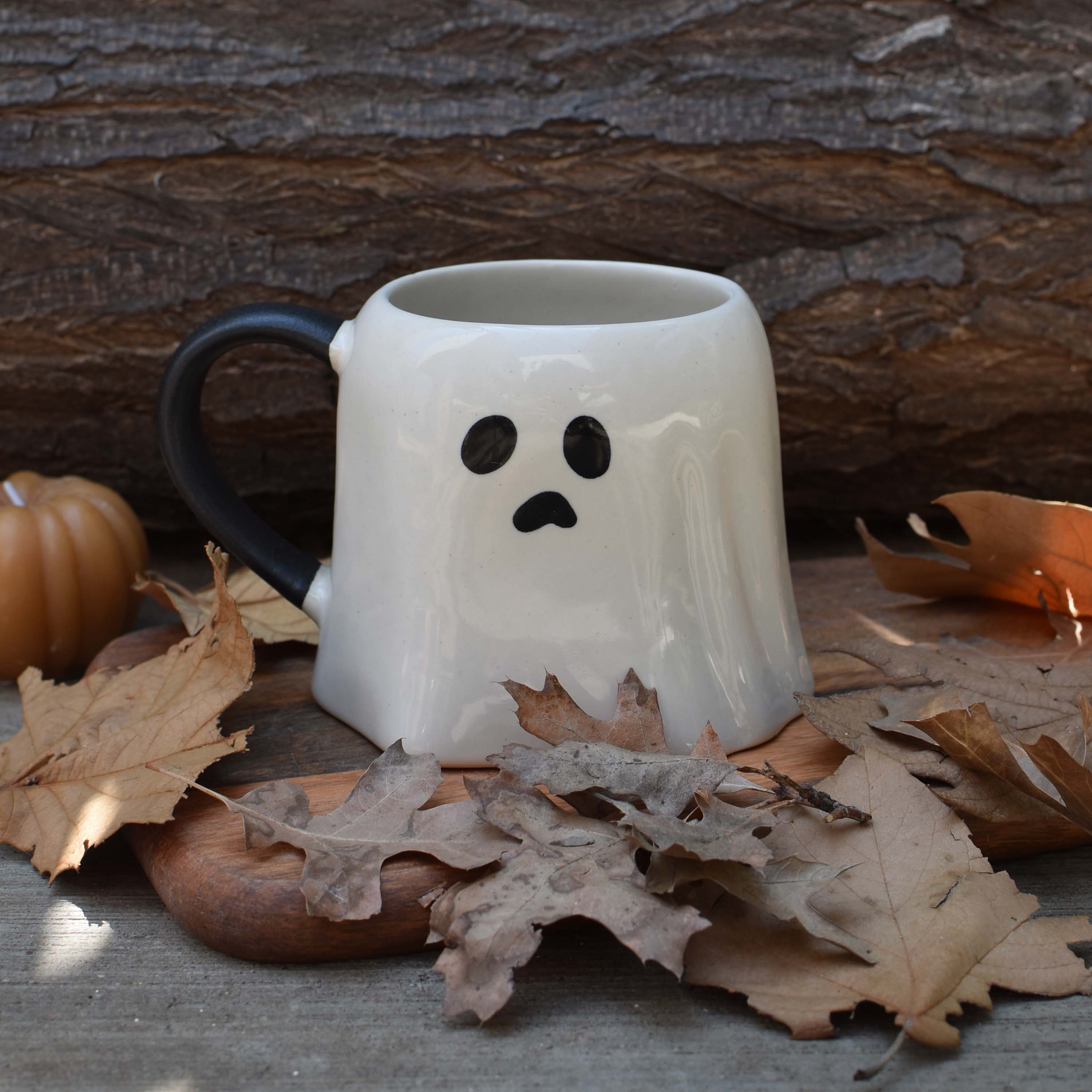 Taza Fantasmita
