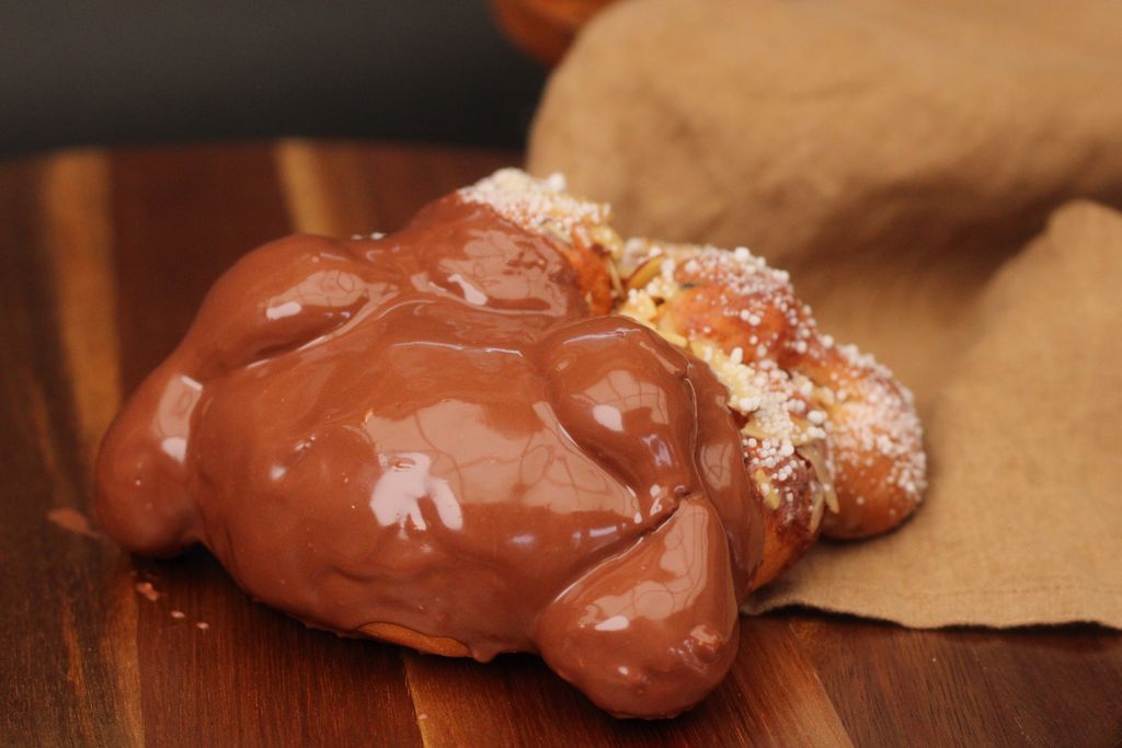 Pan de Muerto Gourmet con Chocolate BN