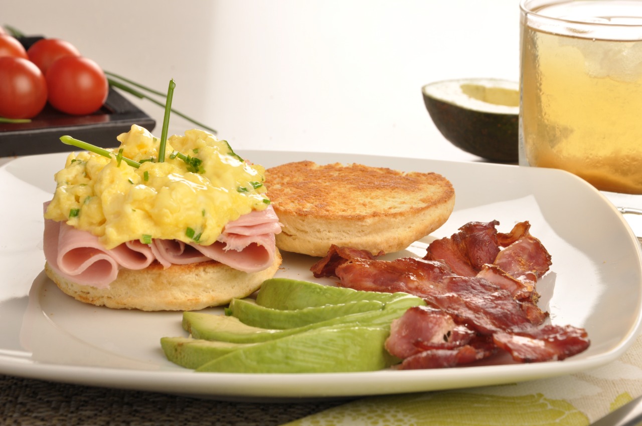 Bisquet Huevo y Tocino