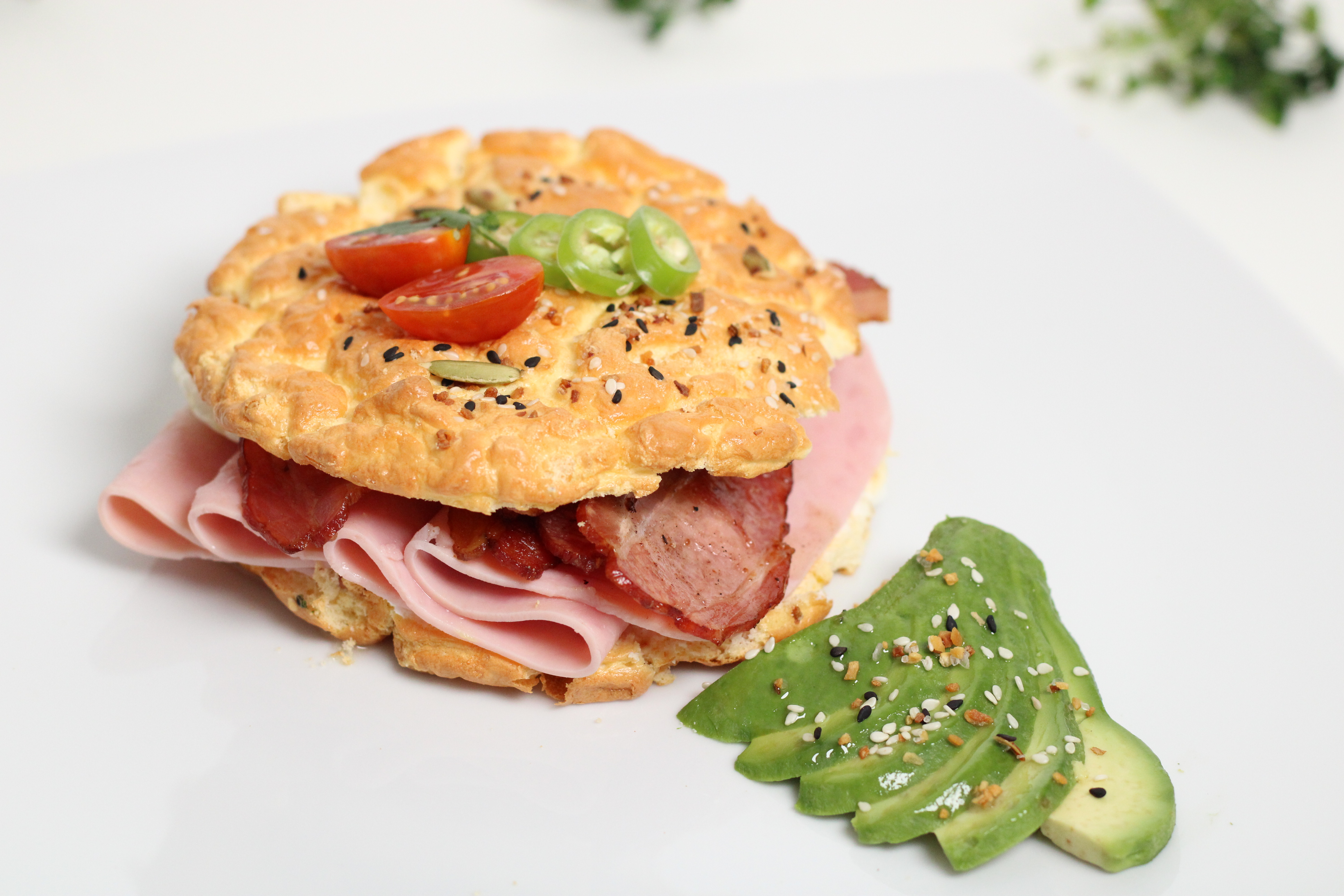 Sándwich Nube Huevo y Jamón KT